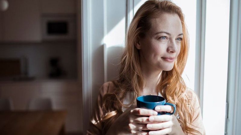 A qué hora es mejor tomar café para mejorar salud y longevidad