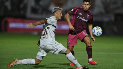 River "salvó las papas" sobre el final y quedó a mano con Platense