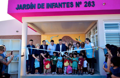 Zdero inauguró el nuevo Jardín de Infantes 263 en Corzuela