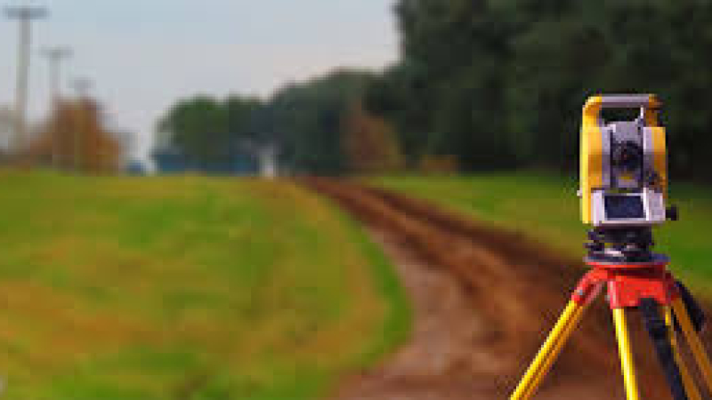 En el Día Nacional del Agrimensor: un trabajo noble y fundamental 