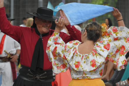 reina-y-virreina-personas-mayores-godoy-cruz-2024-diego-costarelli-fiesta-baile-folclore.jpg