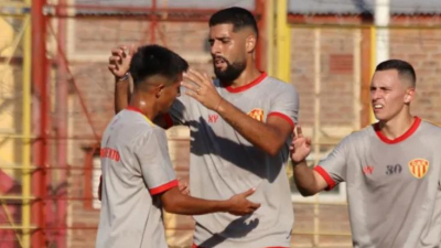 Ramiro Peters pegó el portazo y Sarmiento se quedó sin su "9"