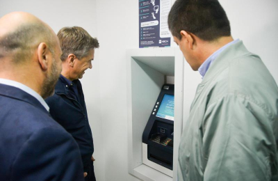 Mesón de Fierro: por primera vez se habilitó un cajero automático