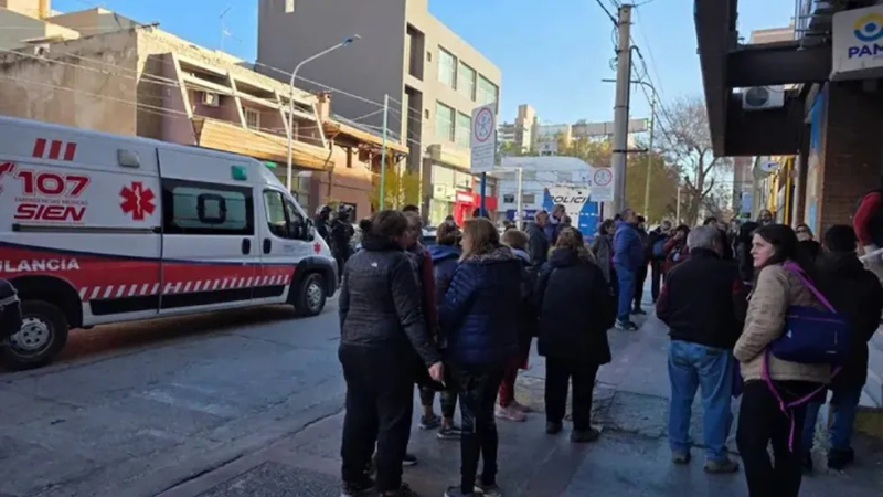 Un jubilado murió esperando a ser atendido en una sede del Pami