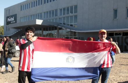 nor050725-002f01.jpg