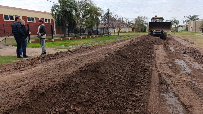 Du Graty pavimenta la primera calle con esfuerzo compartido entre Municipio y vecinos