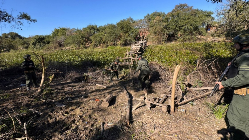 Refuerzan controles en el río Pilcomayo: destruyen 25 puentes clandestinos