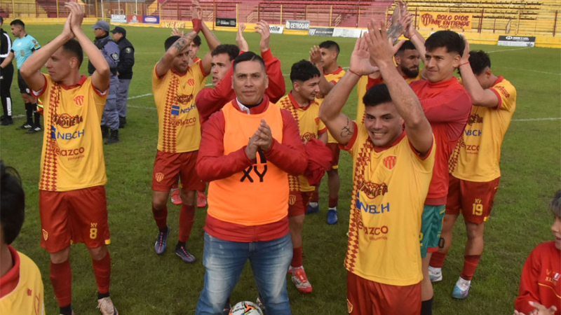 Sarmiento volvió al triunfo y quedó a un paso de llegar a los play off