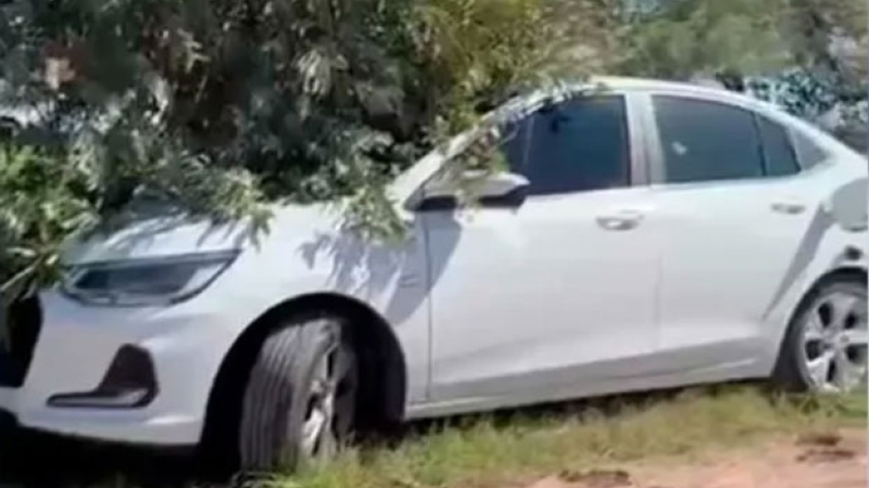 Hallaron muertos a un hombre y una mujer de un auto tiroteado