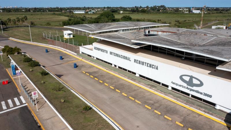 El paro en Resistencia, con cancelaciones y reprogramaciones de vuelos