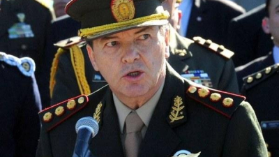 "Una de las peores gestiones de Defensa de la historia"