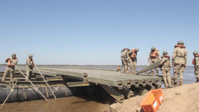 El Ejército despliega su principal operación de adiestramiento en el río Paraná