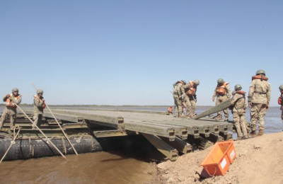El Ejército despliega su principal operación de adiestramiento en el río Paraná