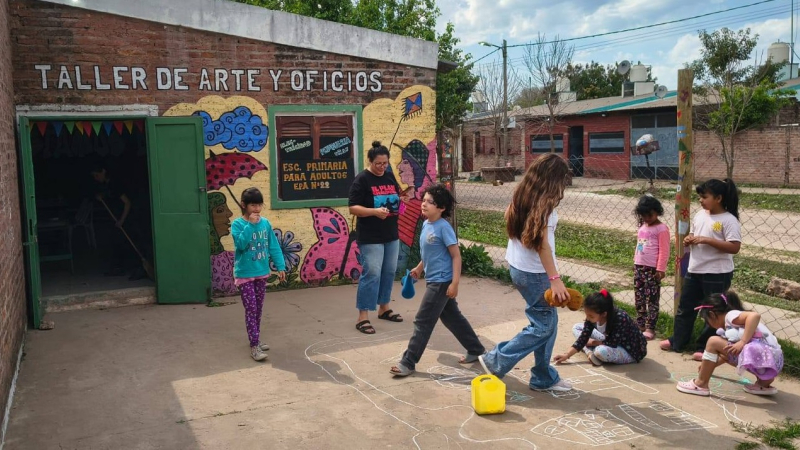 Organizan un festival por las infancias y recuerdan a una destacada referente social