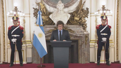 Milei presentó el presupuesto con aumentos por encima de la inflación