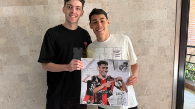 El arte chaqueño que llegó a River: Axel inmortalizó el primer gol de Santiago Lencina
