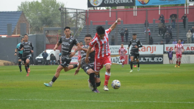 For Ever cayó ante el descendido Talleres y dejó pasar una gran chance