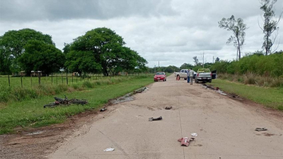 Fuerte choque entre una camioneta y moto en Margarita Belén