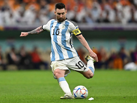 MESSI.jpg
