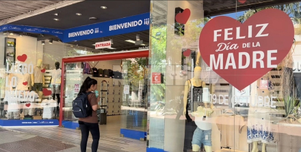 DIOA DE LA MADRE 2.JPG