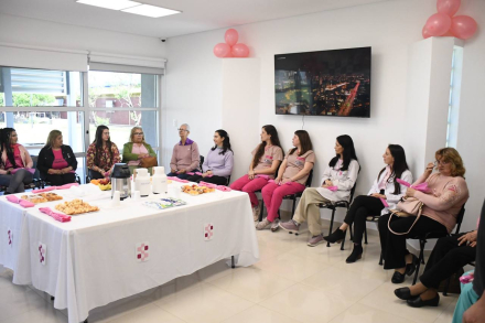 Desayuno Rosa en el CMNR de Formosa2.jpg