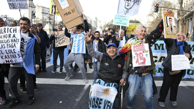 Nuevos incidentes en el Congreso durante la marcha de los jubilados