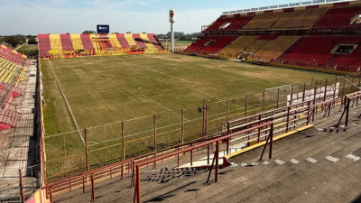 El club Sarmiento quedó intervenido por un juicio laboral