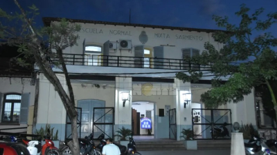 El IES "Domingo F. Sarmiento" celebra 55 años con un Festival del Libro y una Gran Peña Cultural