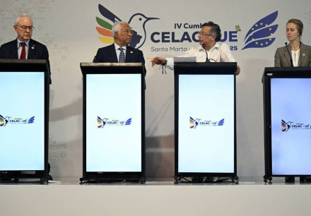 cumbre Celac-UE03.jpg
