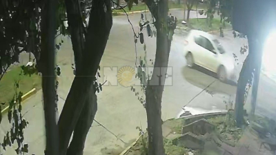 Buscan al conductor que huyó tras chocar a un motociclista