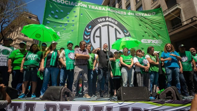 "Este gobierno es el que atenta todos los días contra la Constitución y el Estado de Derecho"