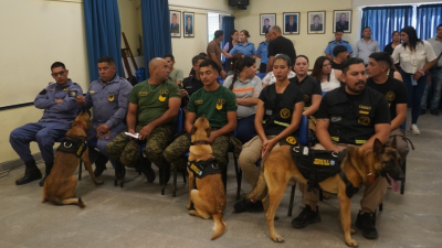 Adiestradores y perros se formaron para intervenir en casos de abigeato