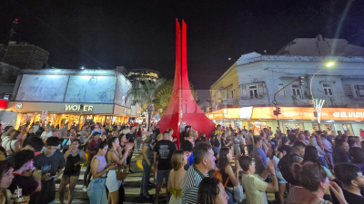 Miles de visitantes y buenas ventas en la exitosa Noche de las Peatonales