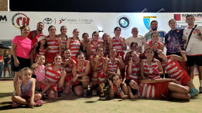 Hockey: las Damas B de Regatas se coronaron campeonas del Oficial 2025