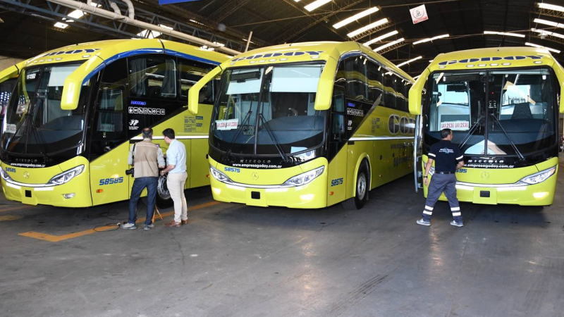 Incorporó tres unidades para servicios al interior formoseño