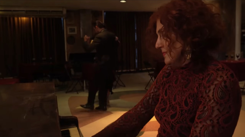 Estreno: Tango Rouge de Adriana Sargenti