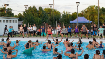 Gran convocatoria en las clases de aqua gym en Barranqueras