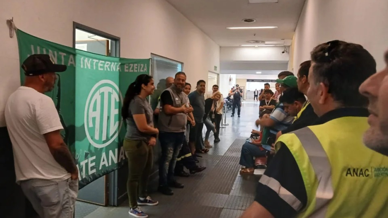 ATE posterga medidas de fuerza en aeropuertos