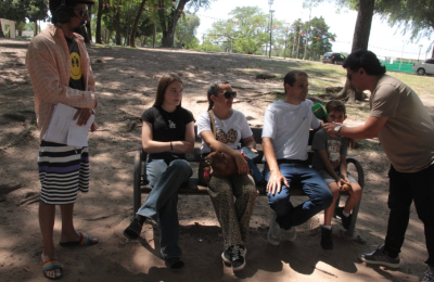 Entre sombra, mate y sonrisas: así vivieron los resistencianos un nuevo aniversario