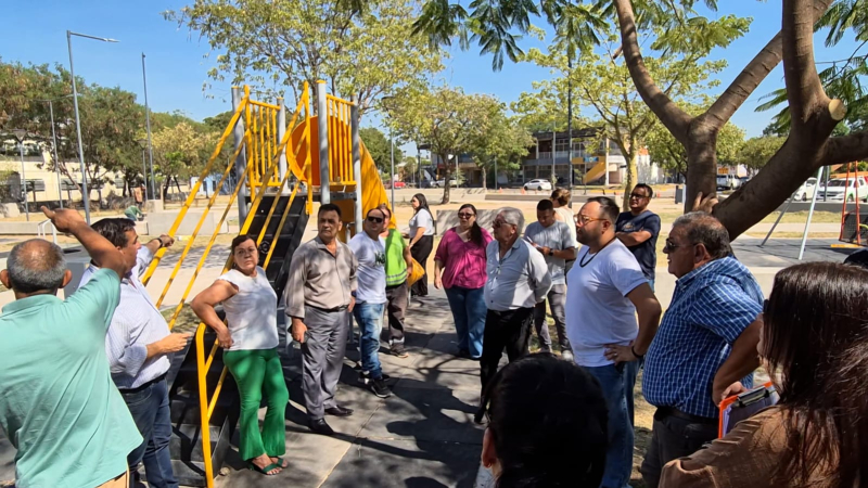 Presentan la remodelada plazoleta del barrio Provincias Unidas