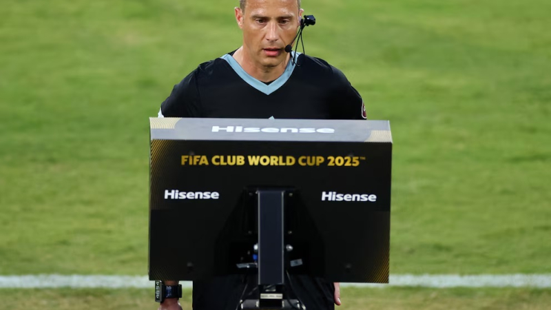 La FIFA aprobó nuevas reglas para evitar la pérdida de tiempo