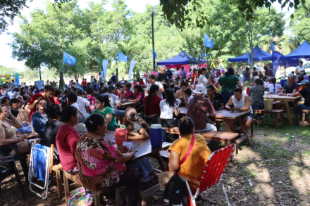 El pueblo de Mojón de Fierro celebró sus 126 años de aniversario con actividades en la plaza (3).jpeg