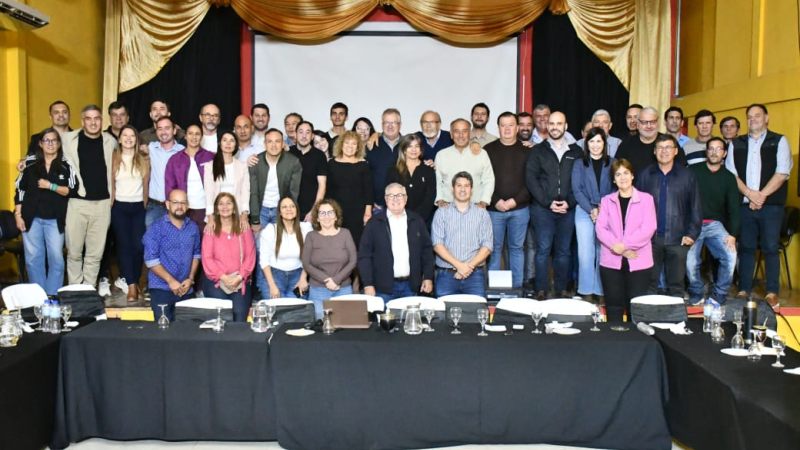 La dirigencia del PJ pide abrir el diálogo para afrontar un "escenario complejo"