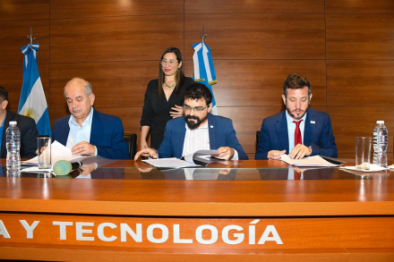 firma convenio electromedicina (5).jpg
