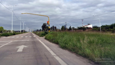 Persisten las fallas de mantenimiento en la Ruta 11 y crecen los riesgos