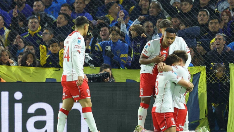 Huracán le dio el golpe de nocaut a Boca y lo eliminó
