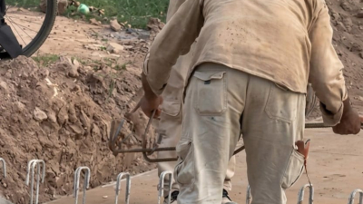 Avanza la pavimentación y el sistema de desagües en Ingeniero Juárez