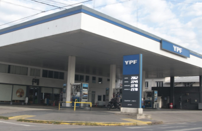 Valoran la prórroga del esquema de amortiguación de precios de YPF