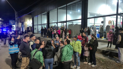 Agredieron a inspectores municipales durante la clausura del mayorista Las Locas