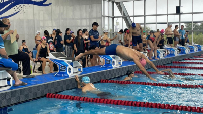 Gran convocatoria en el primer encuentro de Postas Formoseñas en la piscina olímpica